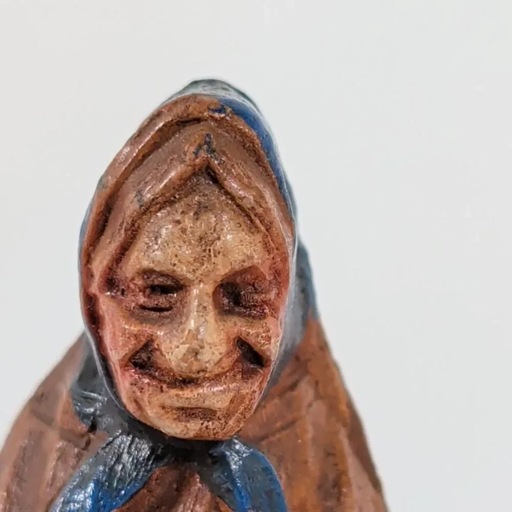 Vintage Hand Carved Wood Folk Art Man & Woman Figurines Painted Pair 4.5